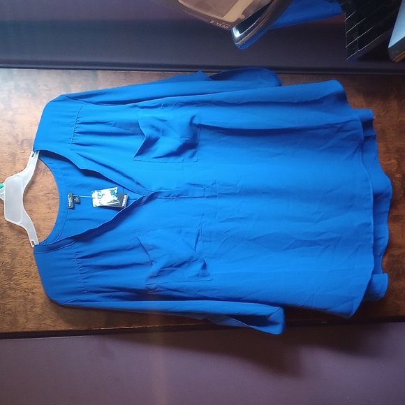 Pretty Torrid Royal Blue Harper Blouse Size 5X 28W New! - Picture 4 of 5